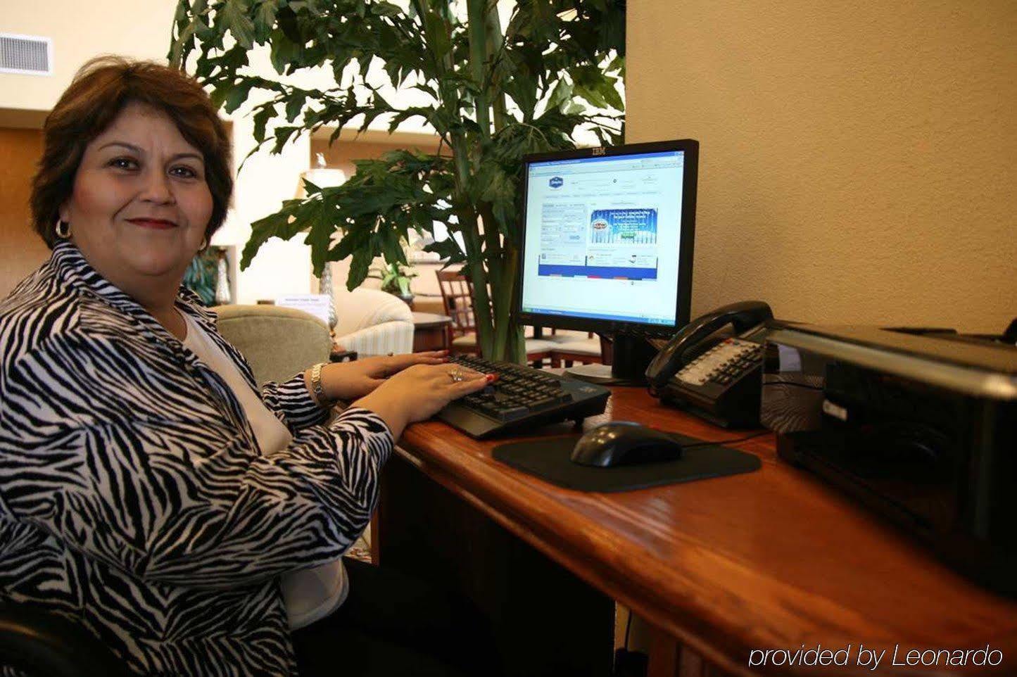 Hampton Inn And Suites-Brownsville Konforlar fotoğraf